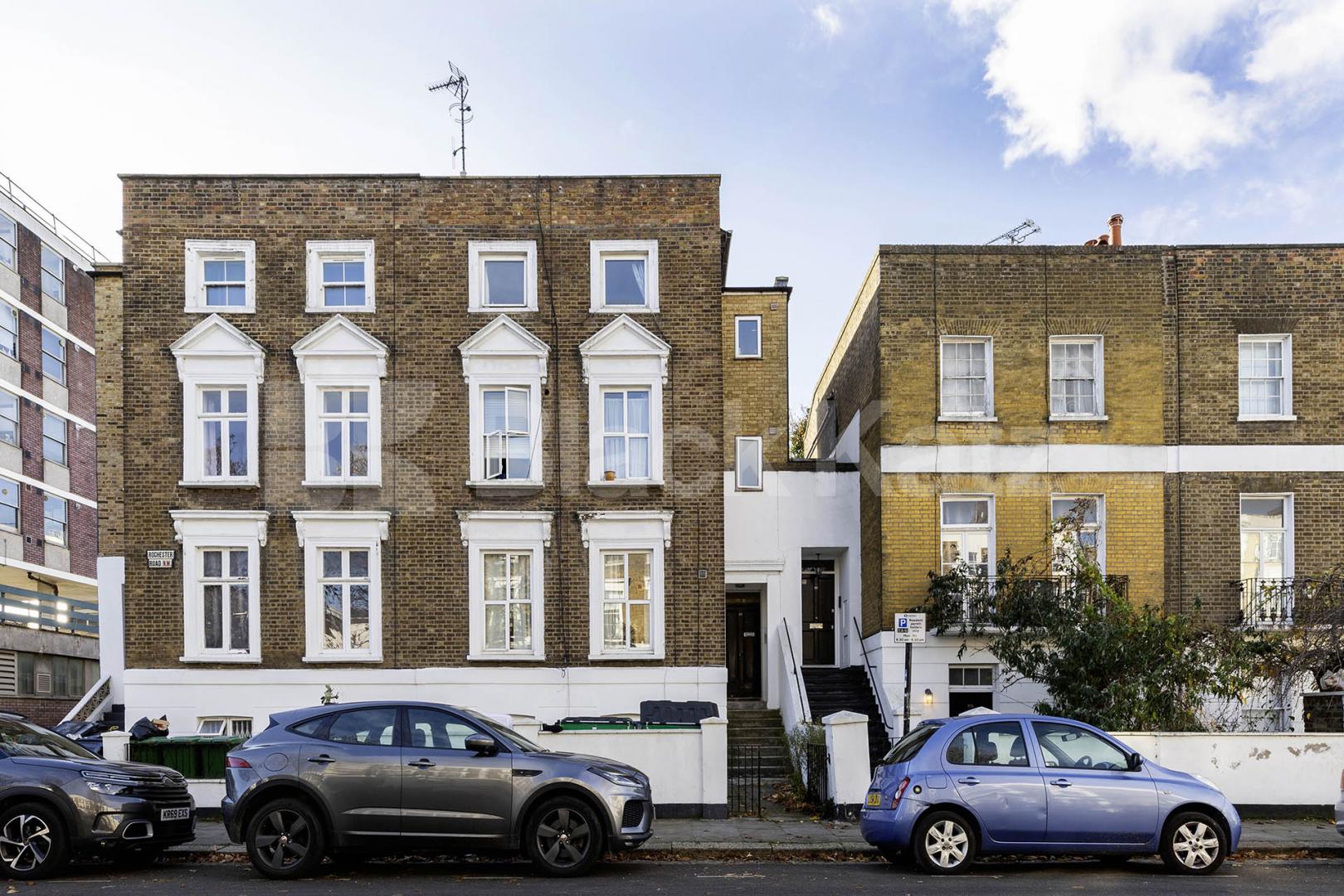 Recently decorated two double bedrooms within a period house in Camden Rochester Road, Camden